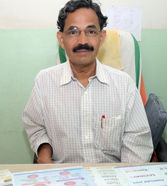 DR.V.Kunhambu Nambiar